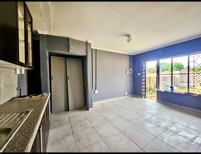 0 bed property to rent in KLOPPERPARK